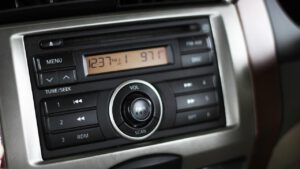 abonament-radiowo-telewizyjny-radio-samochód