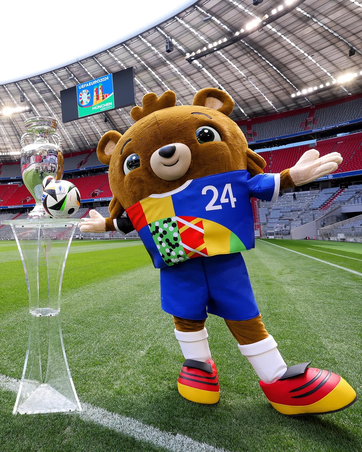 EURO 2024. Robert Lewandowski może nie zagrać żadnego meczu!