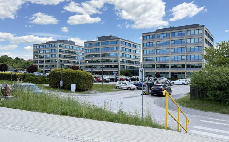 Nadciąga fala zwolnień. Setki osób mogą stracić pracę